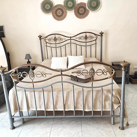 Ospite Al Centro * מולפטה